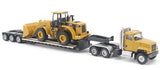Miniatura Tractor CAT CT681 Day Cab Tract with Lowboy 1.87 Cat DM-84418