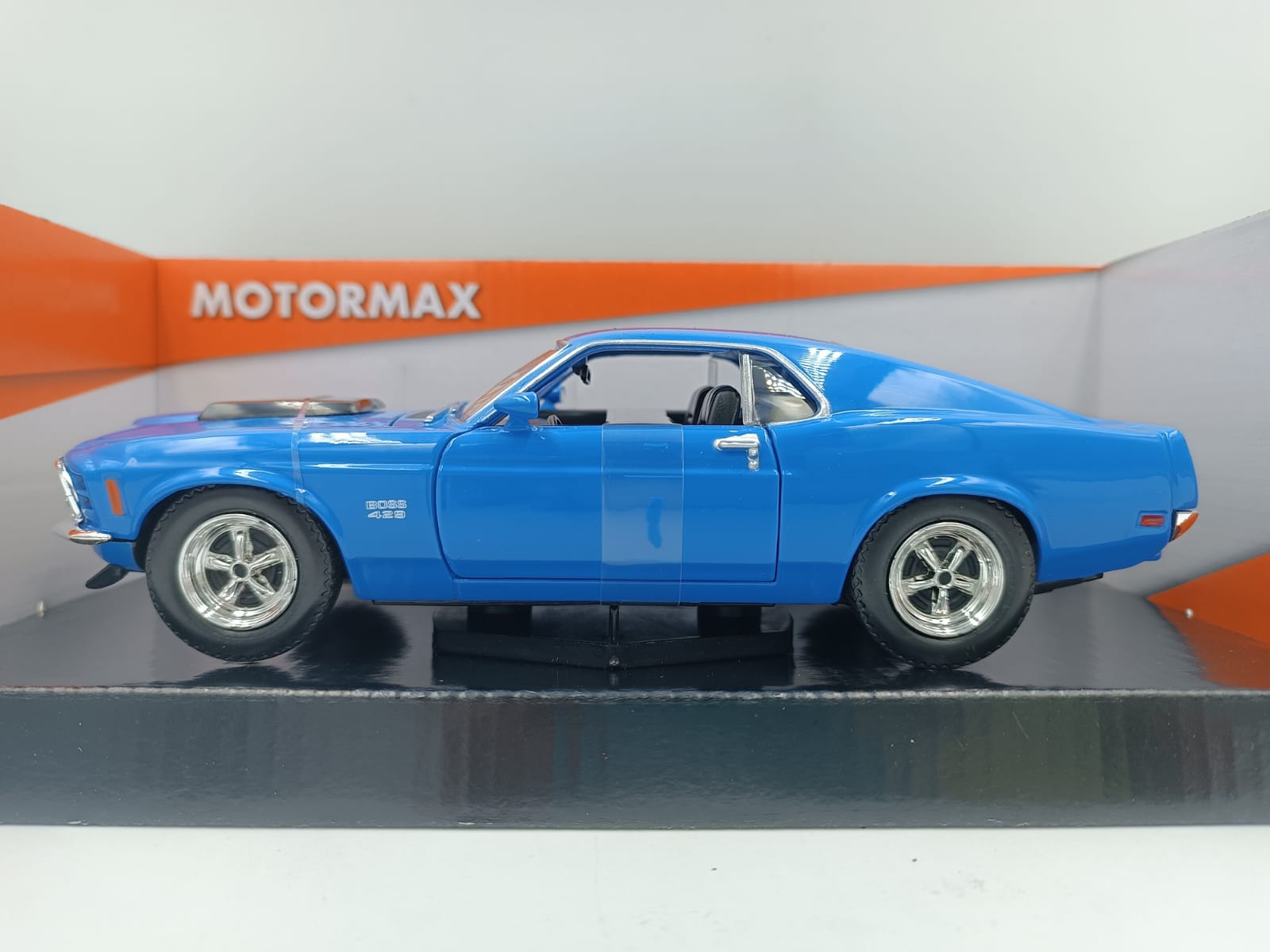 AUTO 1:24 1970 FORD MUSTANG BOSS 429 MOTORMAX MM- 73303AC azul