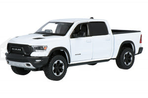 Auto Escala Ram 1500 Crew Cab Rebel 2019 - 1:27 - Motor Max - 79358 - White