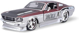 Auto Ford Mustang GT 1967 H-D 1:24 MAISTO MTO-32168