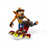 FIGURA CRASH BANDICOOT 19CM HOVER BOARD NECA NC-41051