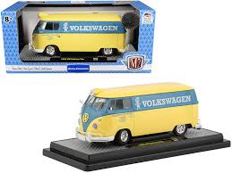 Auto  VW Delivery Van 1960 1:24 M2- 40300-76B