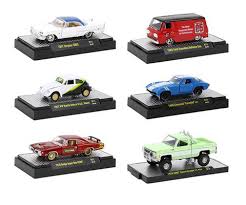 Auto 1957 Crylers 300C,1963 Ford Econoline,1966 Chevrolet Corvette,1976 GMC,1970 DODGE,1967 VW BEETLE 1:64 M2-32600-71