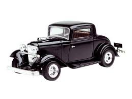 Auto Ford Coupe 1932 Black 1:24 Motor Max