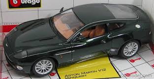 MARCA: BBURAGO 18-12051 TIPO: AUTO D/METAL BGO18-12053