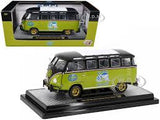 Auto Volkswaguen Micro Bus Deluxe 1960 1:24 M2 Castline M2-40300-105A