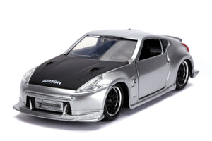 Auto  GISELE's Nissan 370Z Giseles FF 1:32 JADA JT- 31852