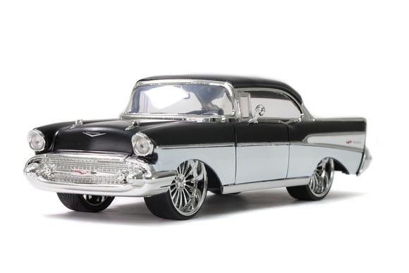 Auto  Chevy Bel Air 1957 Black w/White 1:24 JADA JT- 32299