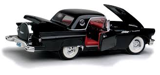 AUTO 1:18 1957 FORD THUNDERBIRD AZUL ROAD LD- 92358