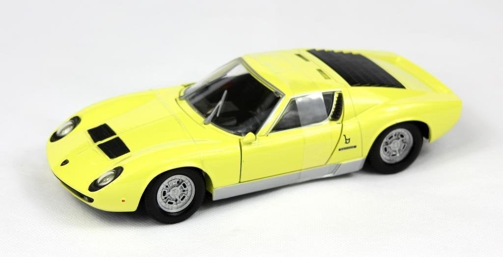 AUTO 1:24 LAMBORGHINI MIURA P 400 S MOTORMAX MM- 73368