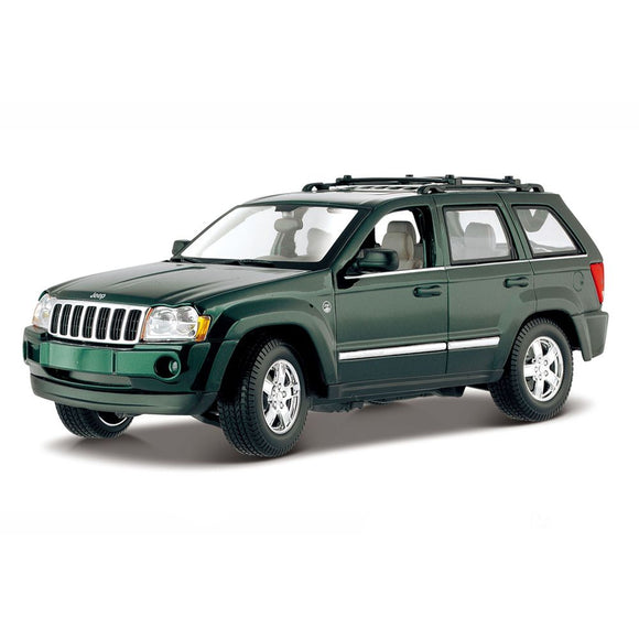 Auto Grand Cherokee Maisto 1.18 2005 Jeep MTO 31119 Adhek Chile